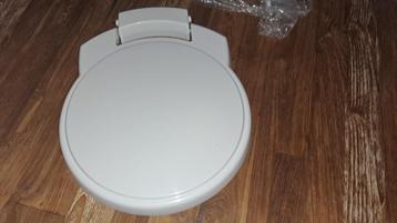 TOILETBRIL CAMPER CARAVAN  beschikbaar voor biedingen
