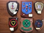 Muurschildjes diverse legeronderdelen, Ophalen of Verzenden, Landmacht, Nederland, Embleem of Badge