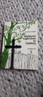 Gietijzeren wegkruisen in Limburg. Dr. Godfried C.M., Ophalen of Verzenden, Zo goed als nieuw
