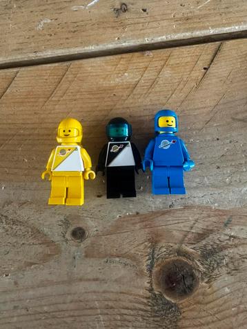 LEGO Classic Space minifiguren (set van 3) beschikbaar voor biedingen