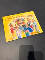 Hoera, ik geef een feestje! Busser & Schröder, Boeken, Gelezen, Jongen of Meisje, Ophalen of Verzenden, Voorleesboek
