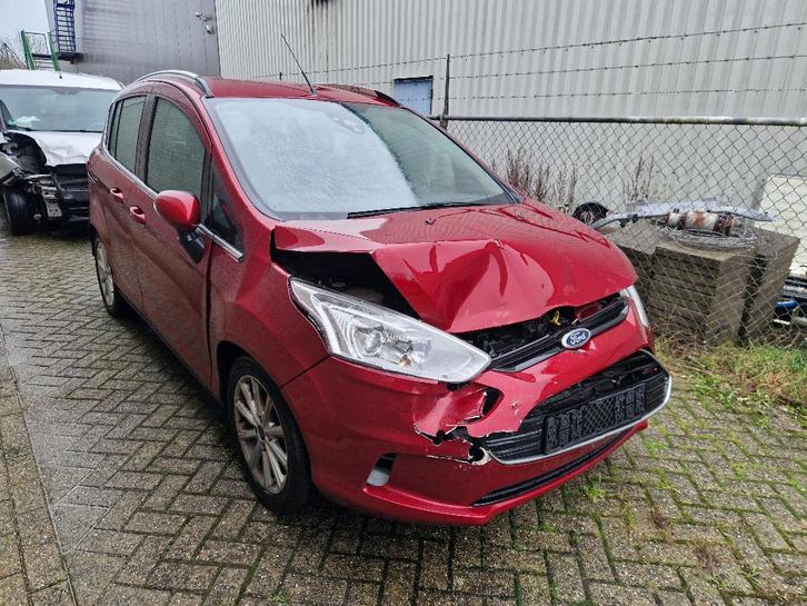 Ford B-Max 1.0 Ecoboost 74KW/100PK 2017 Schade Auto, Auto's, Ford, Bedrijf, B-Max, 360° camera, ABS, Adaptieve lichten, Adaptive Cruise Control