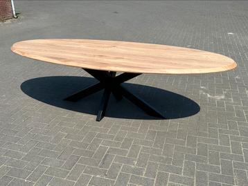 Eettafel ovaal eiken met matrixpoot, tafel vergadertafel  beschikbaar voor biedingen