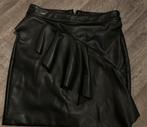 Guess leder rokje met roezels, maat M, Kleding | Dames, Rokken, Maat 38/40 (M), Zwart, Nieuw, Ophalen of Verzenden