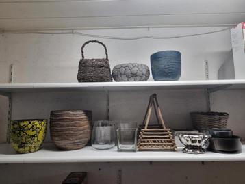 Diverse accessoires voor huis-tuin, voor een klein bedrag  beschikbaar voor biedingen