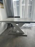 Uitschuifbare Tafel + 6 Stoelen - Koopje!, Huis en Inrichting, Stoelen, Gebruikt, Ophalen of Verzenden, Grijs, Vijf, Zes of meer stoelen