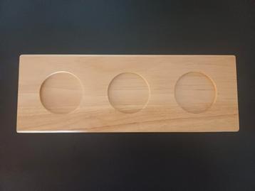 Houten tapasplankje met plek voor 3 schaaltjes NIEUW  beschikbaar voor biedingen
