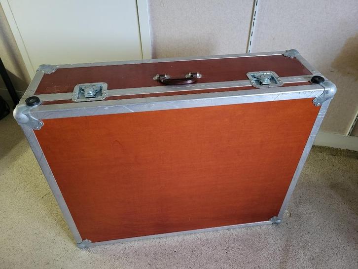 hardcase, Sieraden, Tassen en Uiterlijk, Koffers, Gebruikt, Metaal, 70 cm of meer, Minder dan 35 cm, Ophalen