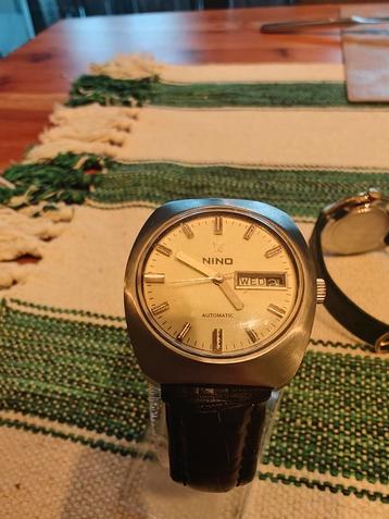 Vintage Nino automatic Swiss horloge beschikbaar voor biedingen
