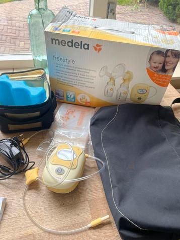 Medela borstkolf dubbel kolf beschikbaar voor biedingen