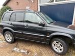 Suzuki Grand Vitara 2.0 5D 2004 Zwart, 1330 kg, Stof, 1995 cc, Zwart