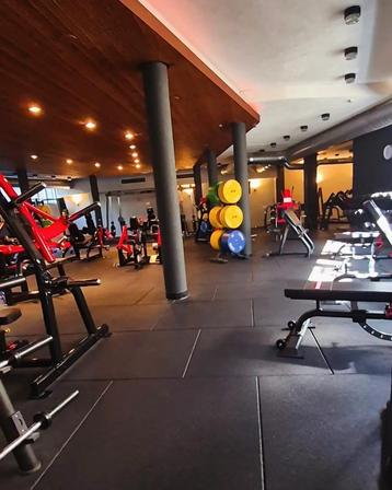 120m2 nieuw FIT PRO RUBBER SPORTVLOER HYROX EN CROSSFIT 20mm beschikbaar voor biedingen