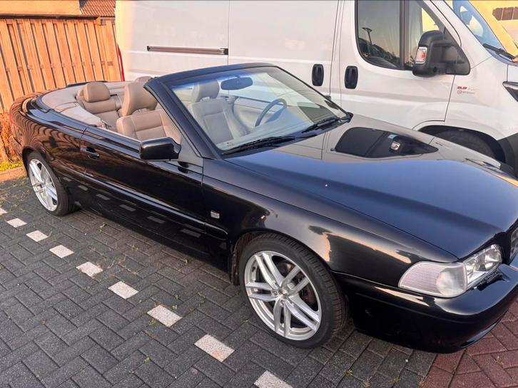 Volvo C70 2.0 T 163PK Cabrio 2004 Zwart, Auto's, Volvo, Particulier, C70, Benzine, Cabriolet, Handgeschakeld, Geïmporteerd, Zwart