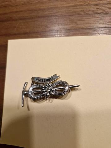 Sp 049 Innsbruck Broche Bergklimmen beschikbaar voor biedingen