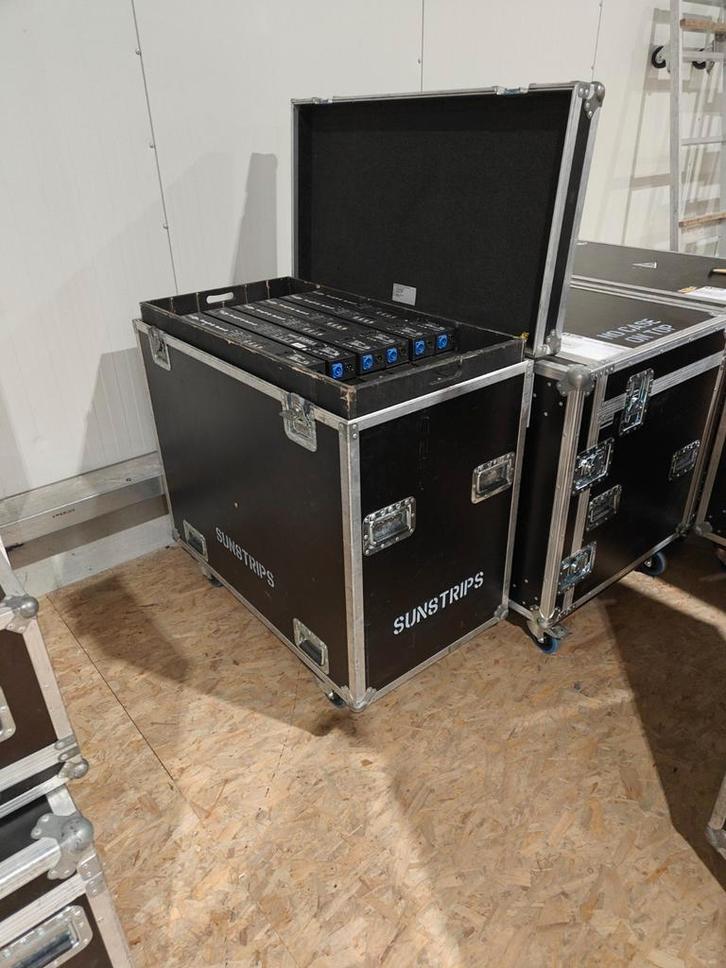 Showtec Sunstrip Active - 18 stuks, Muziek en Instrumenten, Licht en Laser, Gebruikt, Licht, Kleur, Stroboscoopeffect, Ophalen