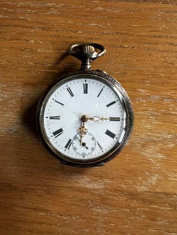 Antiek zakhorloge Remontair 6 Rubis cylindre beschikbaar voor biedingen