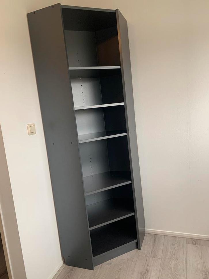 Solide hoekkast met legplanken, Antiek en Kunst, Antiek | Meubels | Kasten, Ophalen