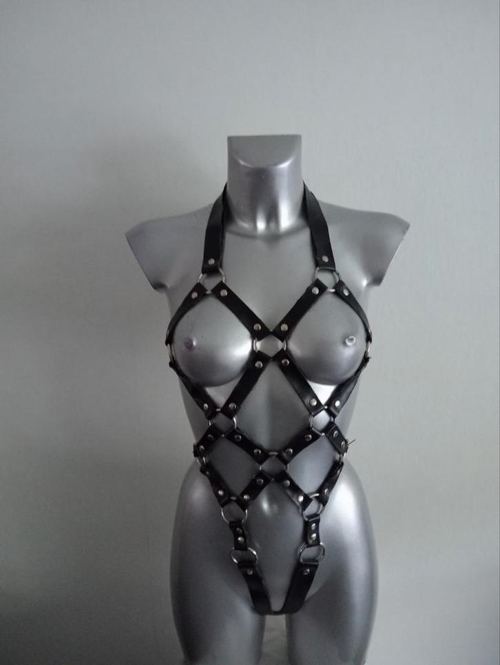 Zwart Kinky Body Harnas - Maat S, Kleding | Dames, Gelegenheidskleding, Gedragen, Overige typen, Maat 36 (S), Zwart, Ophalen of Verzenden