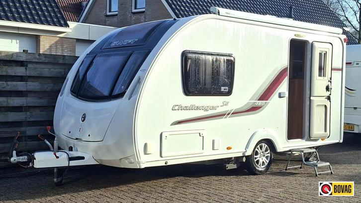 Swift Challenger 480 SE enkele bedden, Sat,, Caravans en Kamperen, Caravans, Bedrijf, tot en met 2, 1000 - 1250 kg, Standaardzit
