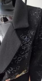 Zwarte blazer kolbert. Handmade handpainted; koi karpers, Hobby en Vrije tijd, Verzenden