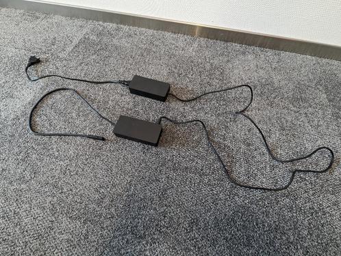 MICROSOFT Surface Dock, Computers en Software, Dockingstations, Gebruikt, Docking station, Laptop, Tablet, Ophalen of Verzenden