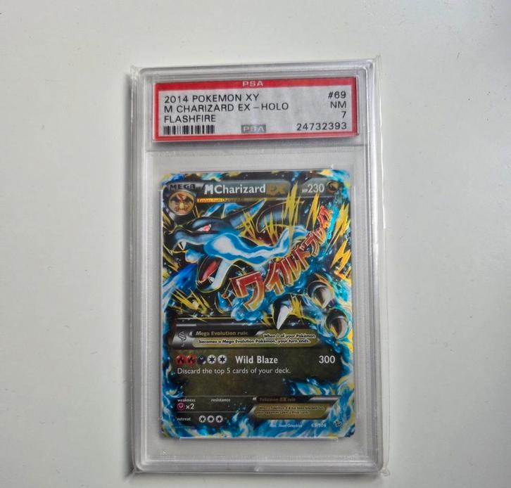Mega Charizard 69 Pokemon Flashfire Psa 7, Hobby en Vrije tijd, Verzamelkaartspellen | Pokémon, Zo goed als nieuw, Booster, Foil
