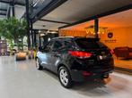 Hyundai Ix35 2.0i Style NAP Trekhaak Pano Camera Cruise Navi, 4 cilinders, Leder en Stof, Origineel Nederlands, Bedrijf