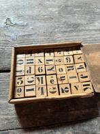 Oud doosje met alfabet, Ophalen of Verzenden