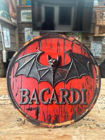 Bacardi Emaille Bordje • Mancave / Bar / Café decoratie. beschikbaar voor biedingen