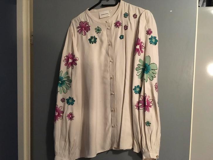 Merbloesjes, Kleding | Dames, Blouses en Tunieken, Zo goed als nieuw, Maat 42/44 (L), Beige, Ophalen of Verzenden