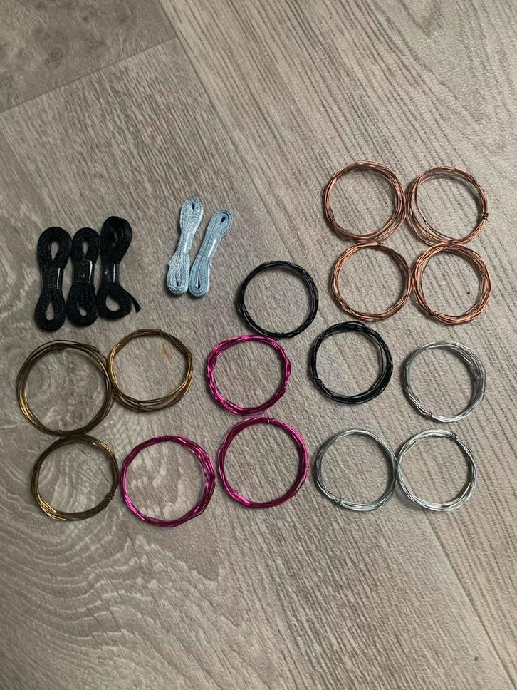 Knutselspullen ijzerdraad en dun lint, Hobby en Vrije tijd, Knutselen, Materiaal, Ophalen of Verzenden