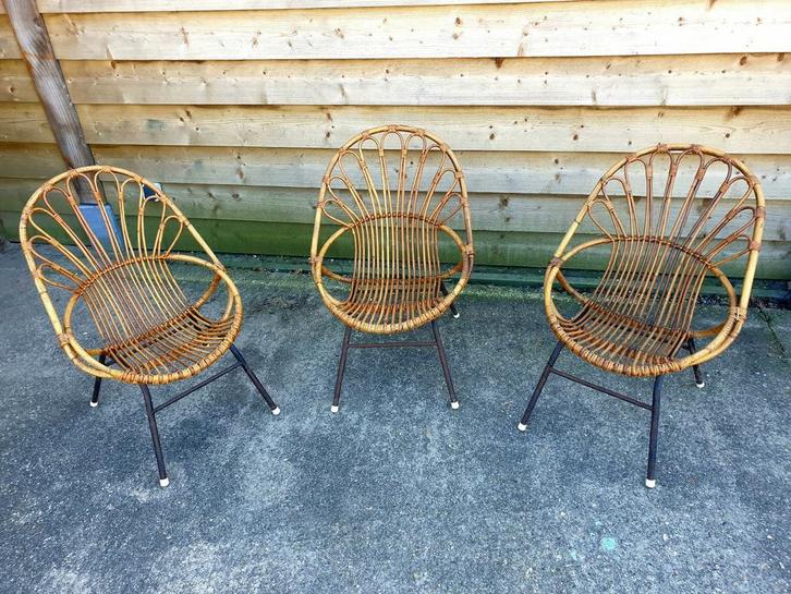 3 Prachtige Authentieke Vintage Dirk van Sliedregt Stoelen, Huis en Inrichting, Stoelen, Gebruikt, Twee, Bruin, Ophalen