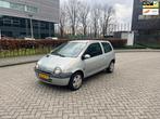 Renault Twingo 1.2-16V Privilège 150000km Nieuwe Apk, Origineel Nederlands, Te koop, Zilver of Grijs, 820 kg