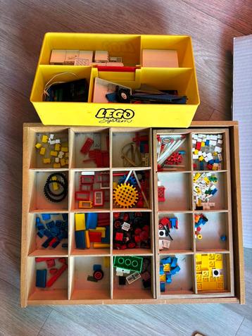 LEGO sorteerbak gevuld beschikbaar voor biedingen