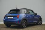 MINI 5-deurs Cooper C | Classic | Pakket M | Panoramadak | H, Stof, 156 pk, Met garantie (alle), Blauw