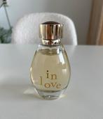 In Love Parfum - Zo goed als nieuw!, Sieraden, Tassen en Uiterlijk, Uiterlijk | Parfum, Ophalen of Verzenden, Zo goed als nieuw