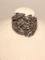 zilveren ring met markasietjes, Verzenden, Nieuw, 17 tot 18, Met edelsteen