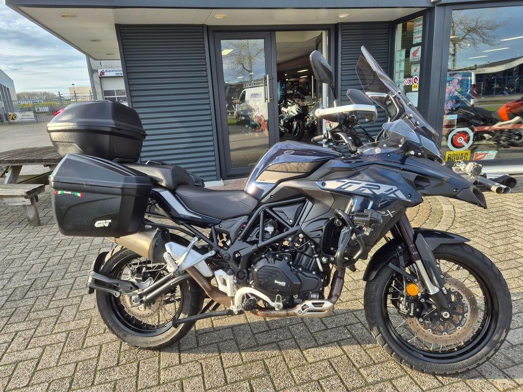 BENELLI TRK 502 X (bj 2022), Motoren, 2 cilinders, Bedrijf, Onbekend, Overig