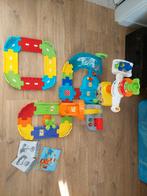 V-Tech Toet Toet vliegveld, Ophalen, Zo goed als nieuw, 2 tot 4 jaar