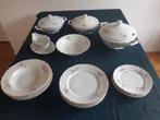 Diner- en ontbijtservies, RGK chechoslovakia, Antiek en Kunst, Antiek | Servies compleet, Ophalen