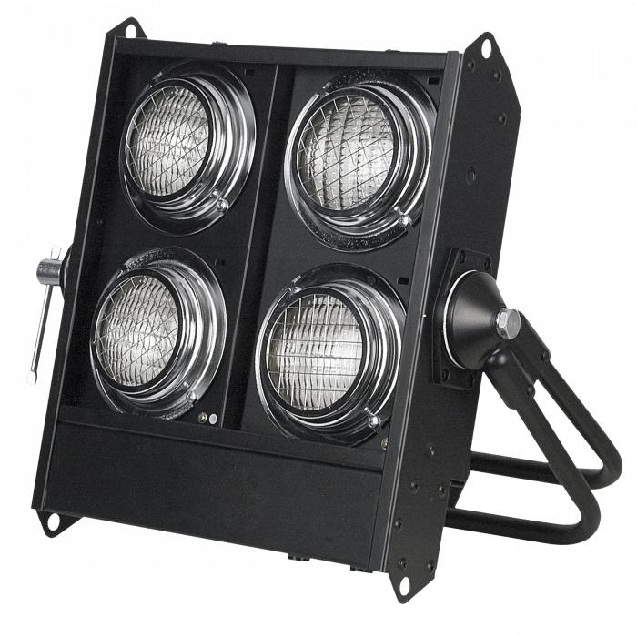 Nieuwjaars deals! 4x Showtec Stage Blinder 4 DMX, Ophalen, Zo goed als nieuw, Licht, Geluidgestuurd
