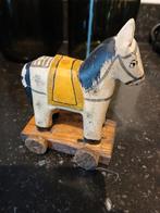 Oud houten speelgoed paardje, Ophalen of Verzenden