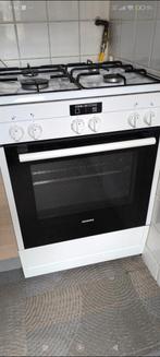 Siemens gasfornuis oven., Ophalen, 4 kookzones, Zo goed als nieuw, Gas