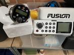 Audioset voor op de boot Fusion, Ophalen, Gebruikt, Radio