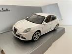 Alfa Romeo Giulietta, Hobby en Vrije tijd, Modelauto's | 1:43, Ophalen of Verzenden, Zo goed als nieuw, Auto, Overige merken