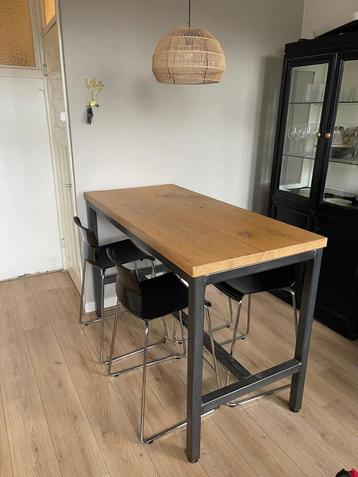ZGAN Douglas houten bartafel met stalen frame Loods5 beschikbaar voor biedingen