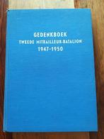 Gedenkboek tweede mitrailleurbataljon 1947-1950, Ophalen of Verzenden, Landmacht, Nederland, Embleem of Badge