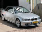 BMW e46 323i Cabrio/ Airco/ Xenon/ Memory seats/ Handgesch., Auto's, BMW, Achterwielaandrijving, Zwart, 2494 cc, Cabriolet
