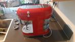 Smeg espressomachine rood, Ophalen, Espresso apparaat, 10 kopjes of meer, Zo goed als nieuw
