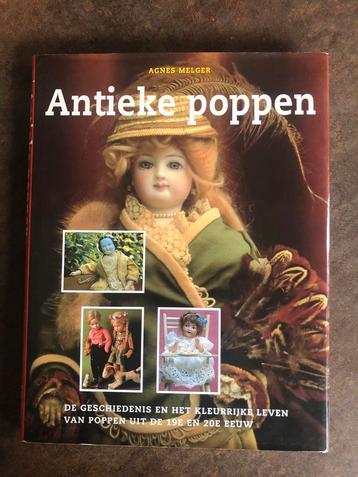 Antieke poppen / Agnes Melger beschikbaar voor biedingen